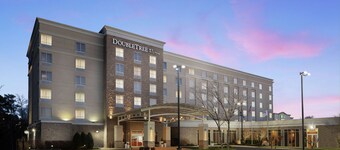 DoubleTree by Hilton Richmond Airport