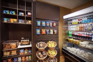 Breakfast and dinner served, American cuisine