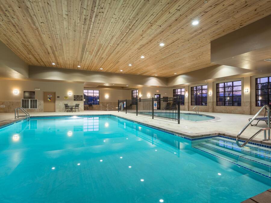 Piscine couverte