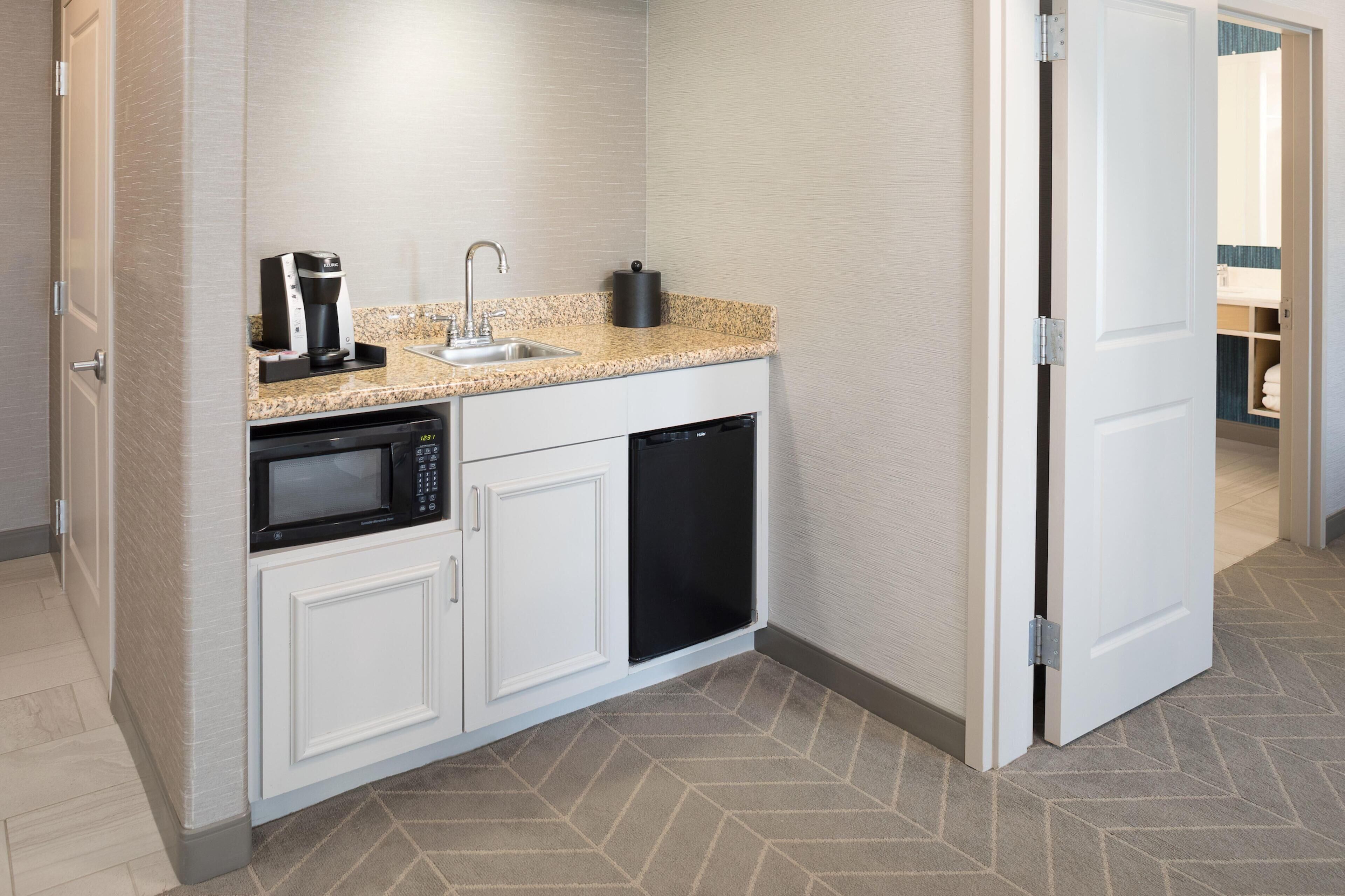 Suite de 1 habitación, 1 cama de matrimonio grande, vistas al río | Minibar
