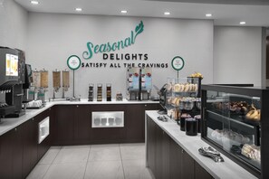 Free daily cooked-to-order breakfast  - Embassy Suites by Hilton Jackson North Ridgeland (Ridgeland)