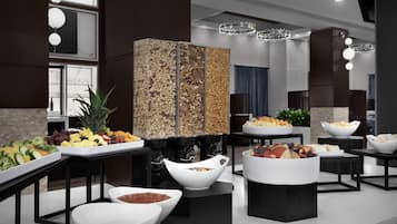 Free daily cooked-to-order breakfast