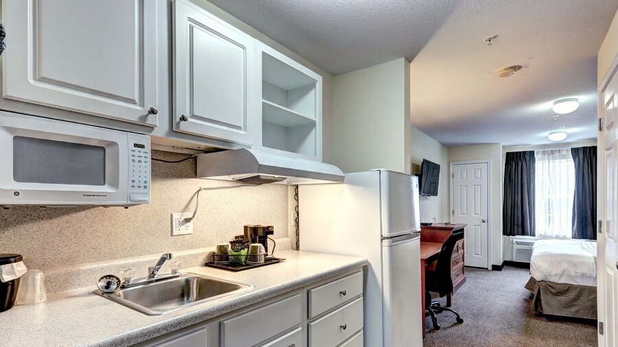 Suburban Studios Westminster Denver North