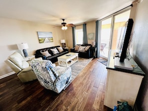 Luxury Condo, 3 Bedrooms, Non Smoking, Ocean View | 3 bedrooms, in-room safe, individually decorated, individually furnished