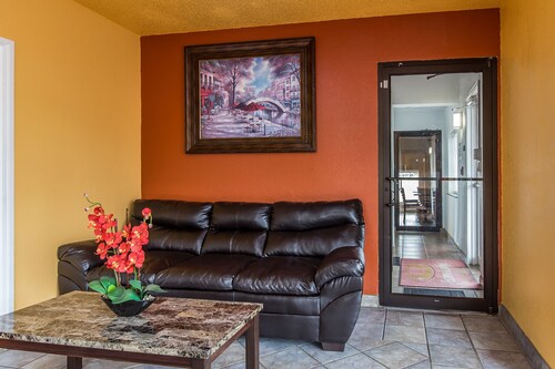 Econo Lodge Rome South