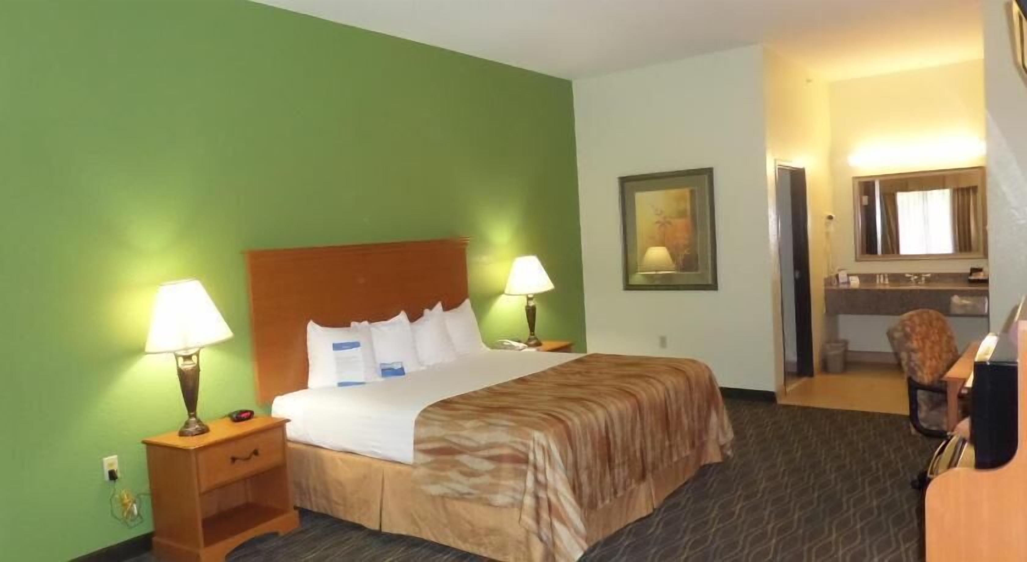 In-room safe, desk, laptop workspace, iron/ironing board