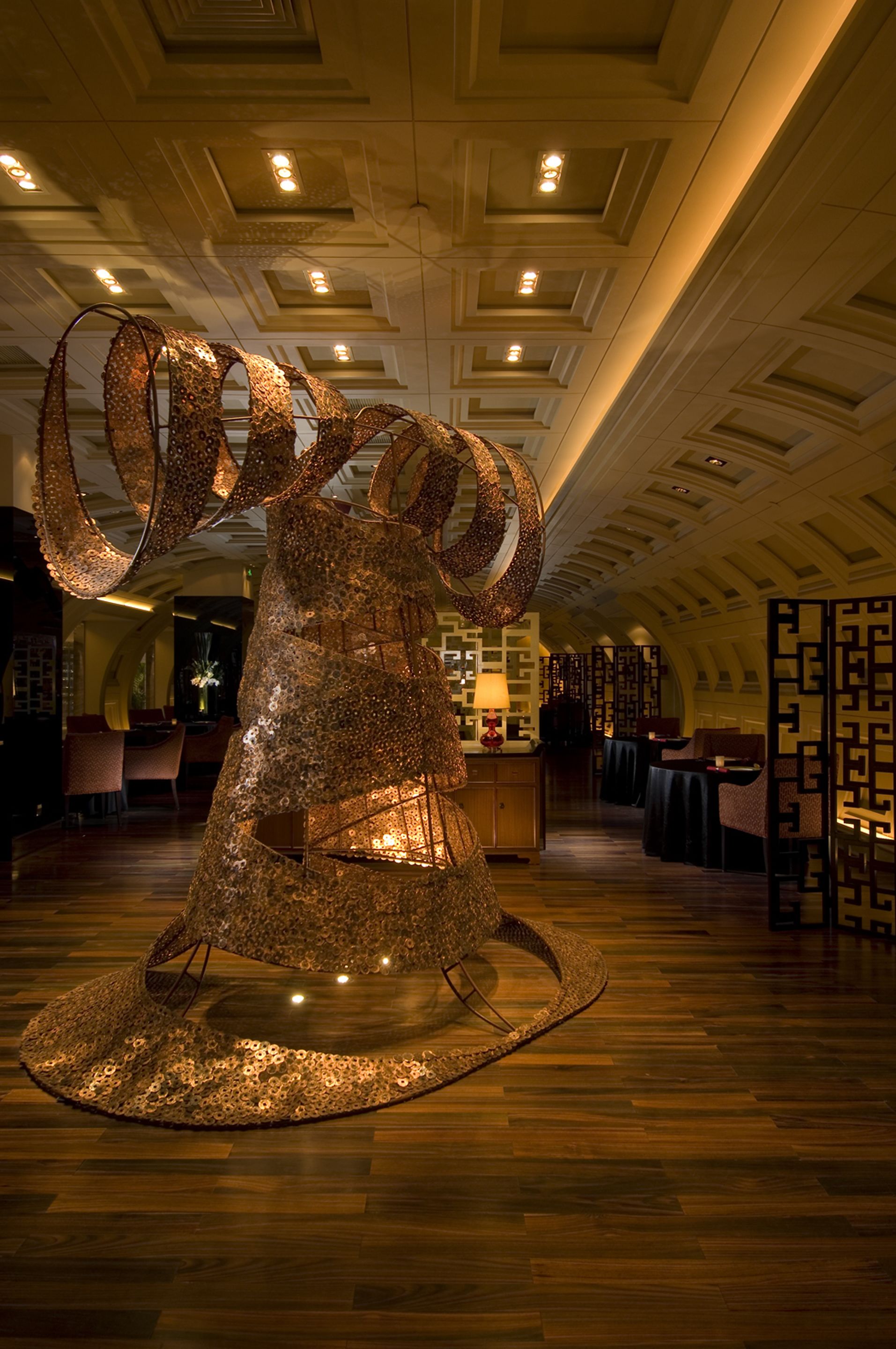 2 restaurants, breakfast served