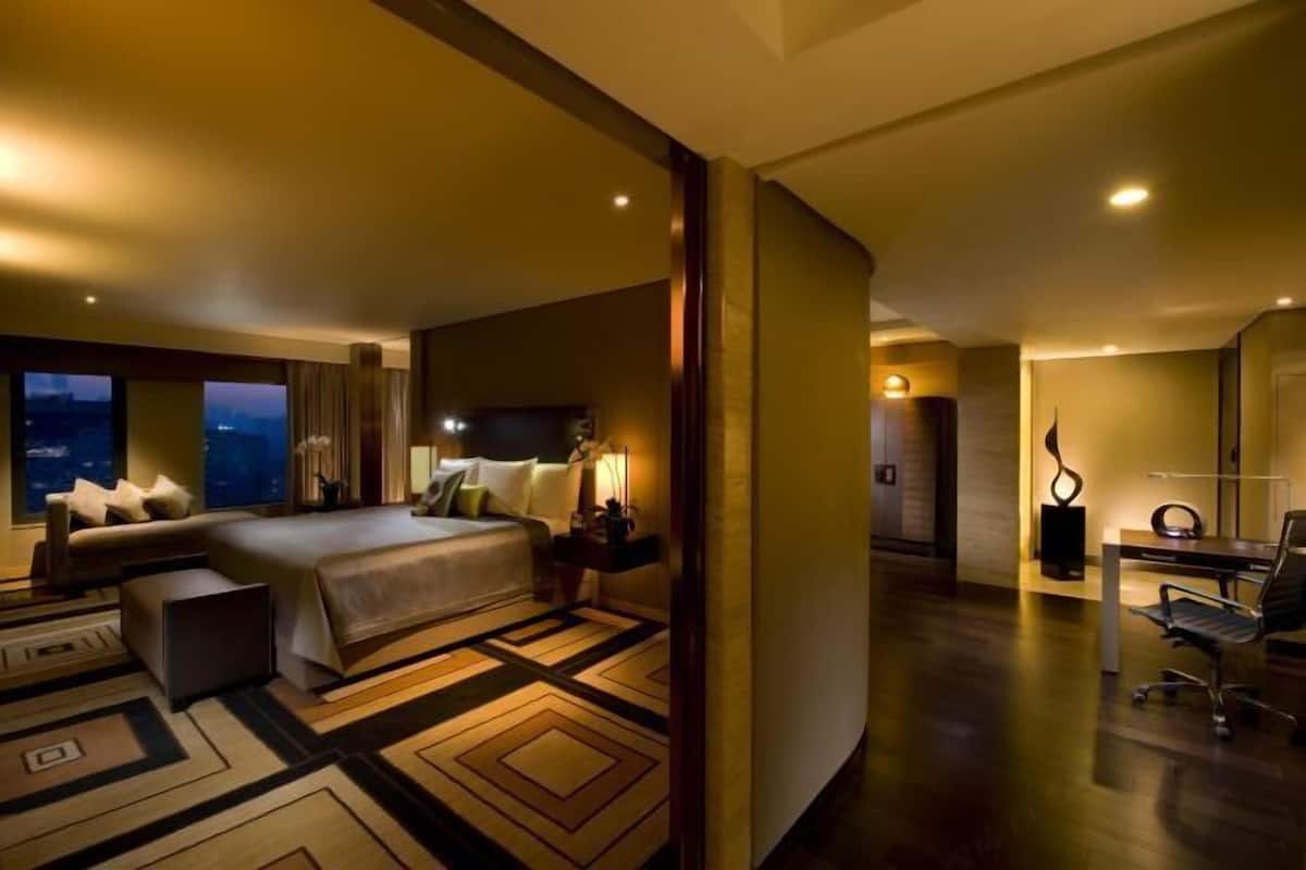 Ropa de cama de alta calidad, camas Select Comfort y minibar