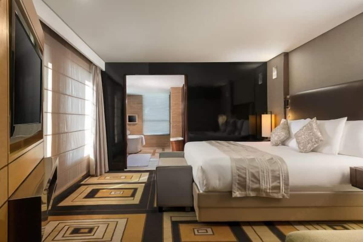 Ropa de cama de alta calidad, camas Select Comfort y minibar