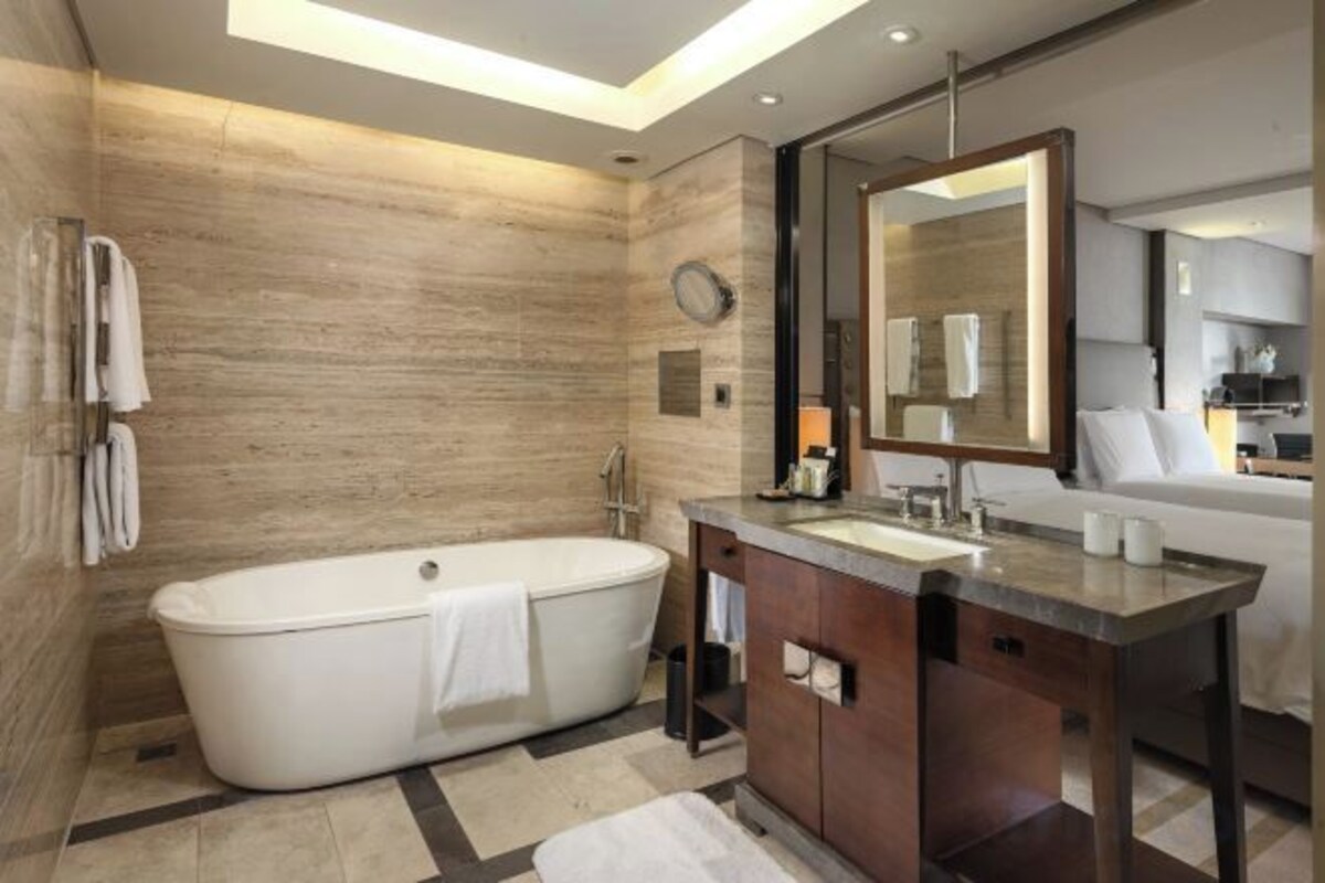 Bathroom | Separate tub and shower, deep soaking tub, rainfall showerhead