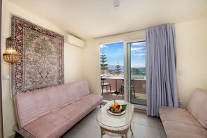 Junior Suite, Private Pool | Premium bedding, memory foam beds, minibar, individually decorated - Orpheas Resort - Adults Only (Apokoronas)