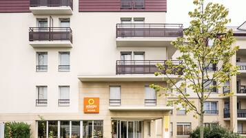 EntrĂ©e de lâhĂ©bergement