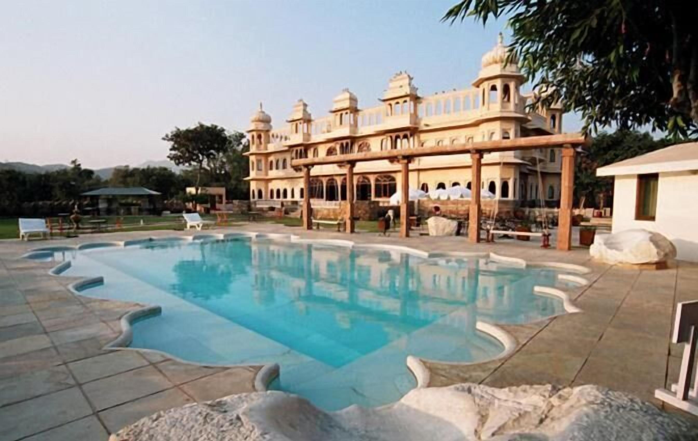 Outdoor pool, pool umbrellas