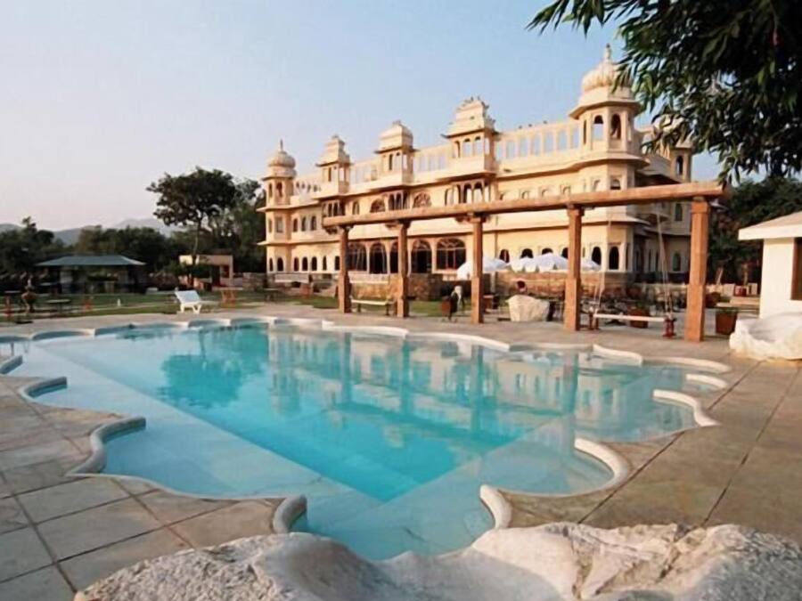 Outdoor pool, pool umbrellas
