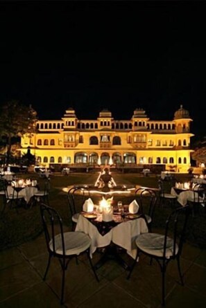 Aamiainen, lounas ja illallinen