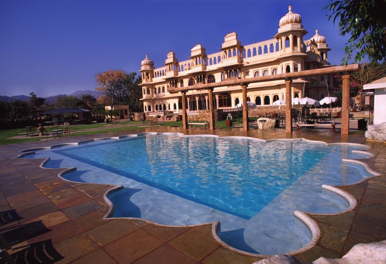 outdoor pool, pool umbrellas