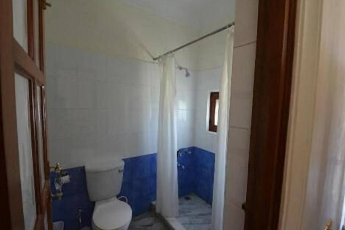 separate bathtub and shower, free toiletries, hair dryer, dressing gowns
