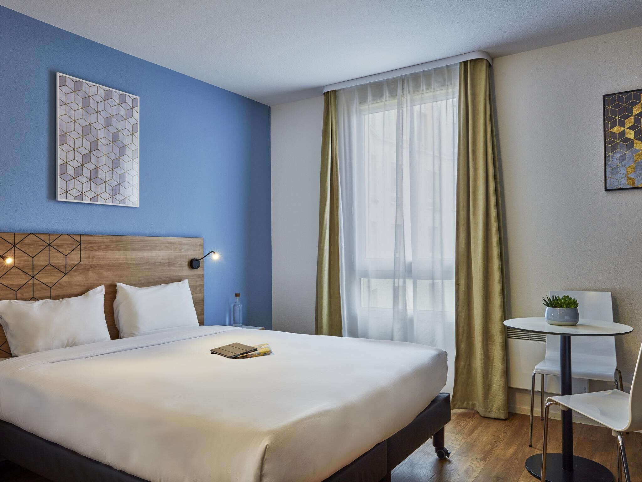 Studio, 1 tweepersoonsbed (Large) | Een bureau, een strijkplank/strijkijzer, gratis babybedden, gratis wifi