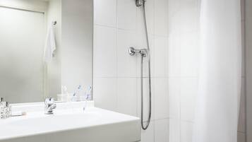 Studio, 1 tweepersoonsbed (Large) | Een bureau, een strijkplank/strijkijzer, gratis babybedden, gratis wifi