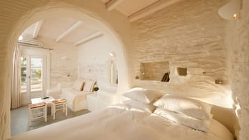 In-room safe, individually decorated, soundproofing, free WiFi