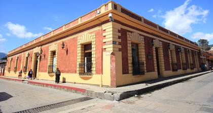 Casa Mexicana Hotel