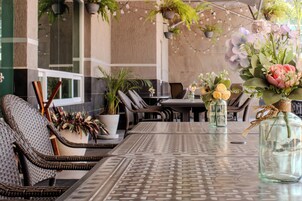 Se sirven desayunos y cocina mexicana