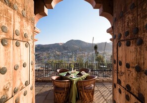 Room (Dog Friendly) | Porch - Hotel Misión Grand Casa Colorada (Guanajuato)