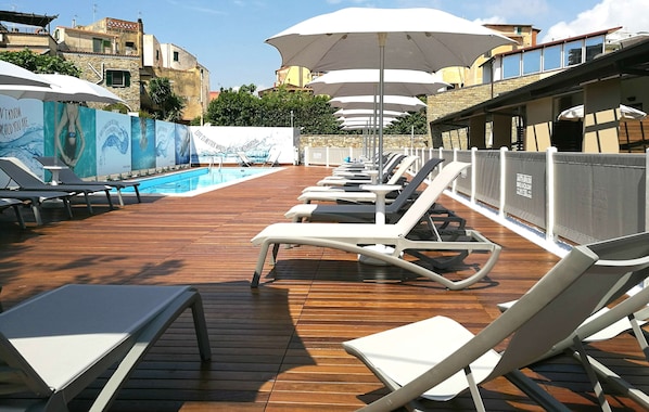 Outdoor pool, pool loungers