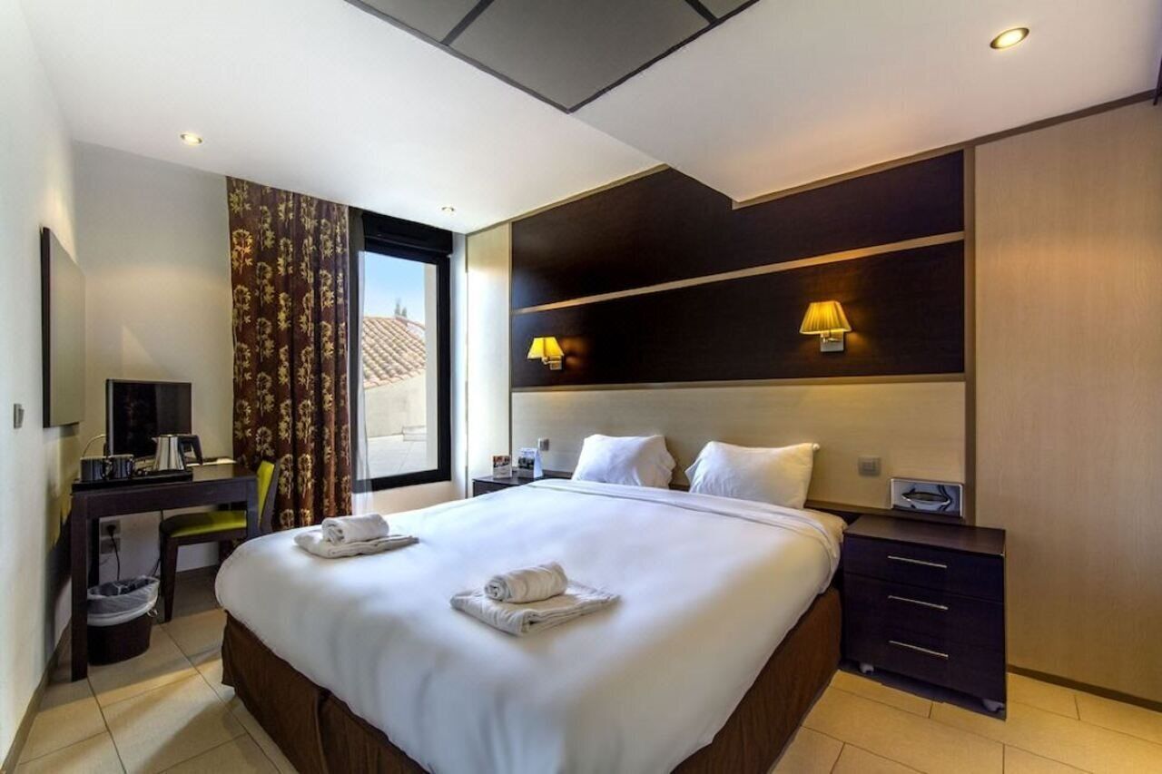 individually decorated, iron/ironing board, bed sheets