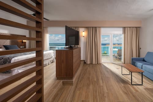 Articles gratuits dans le mini-bar, coffres-forts dans les chambres