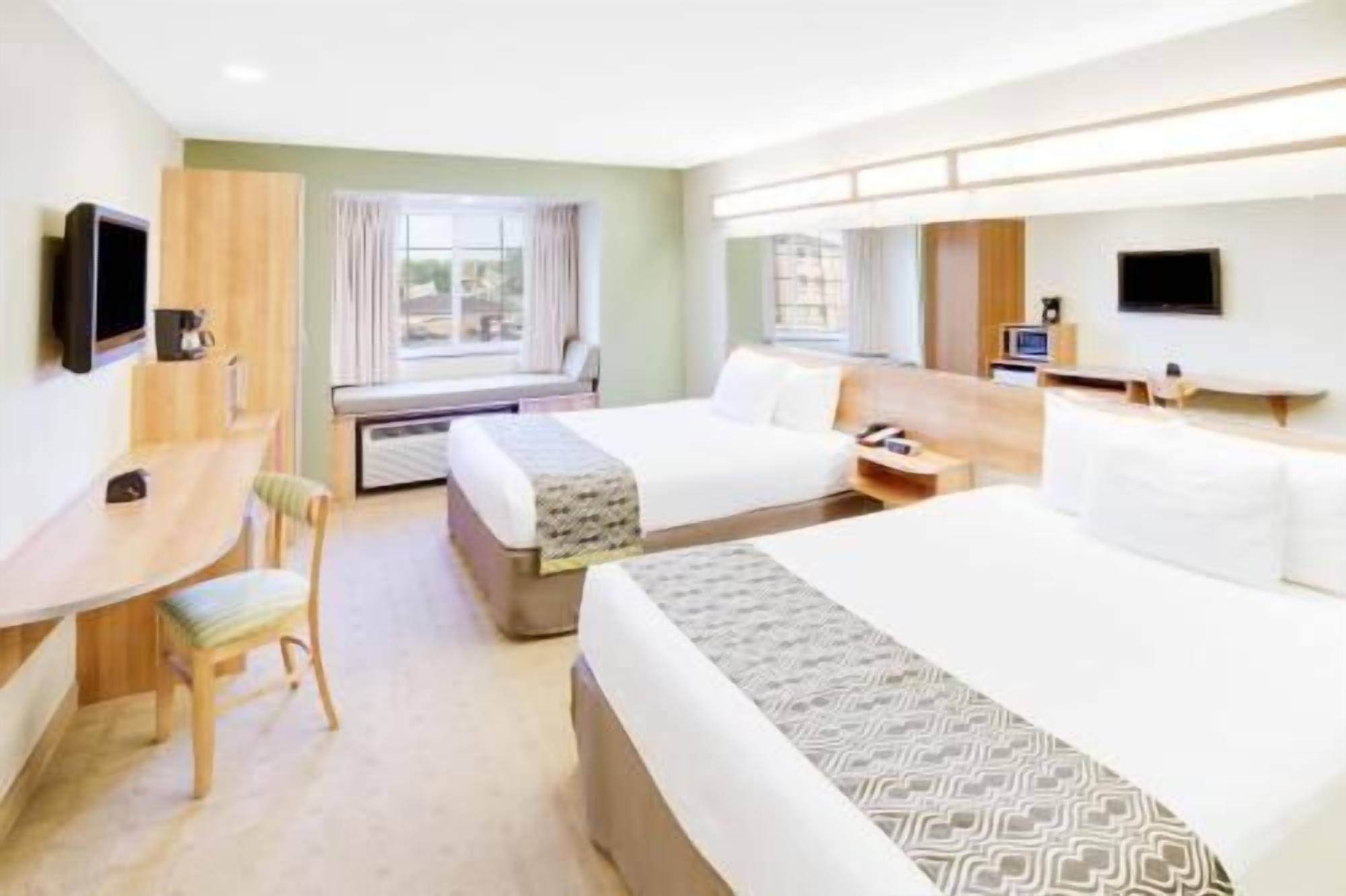 Peralatan tempat tidur premium, tilam berlapik, meja 