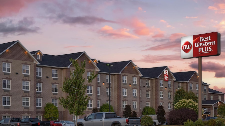 Best Western Plus Fredericton Hotel & Suites