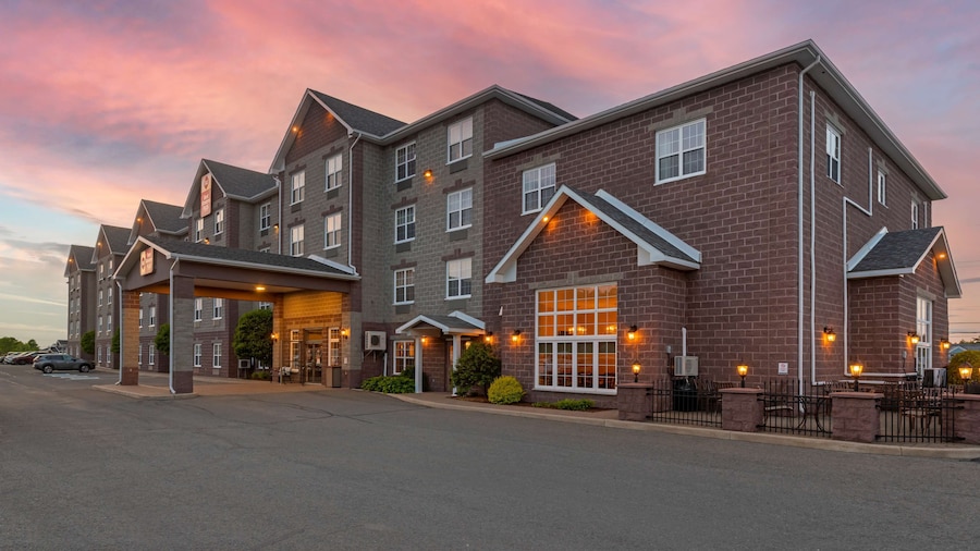 Best Western Plus Fredericton Hotel & Suites