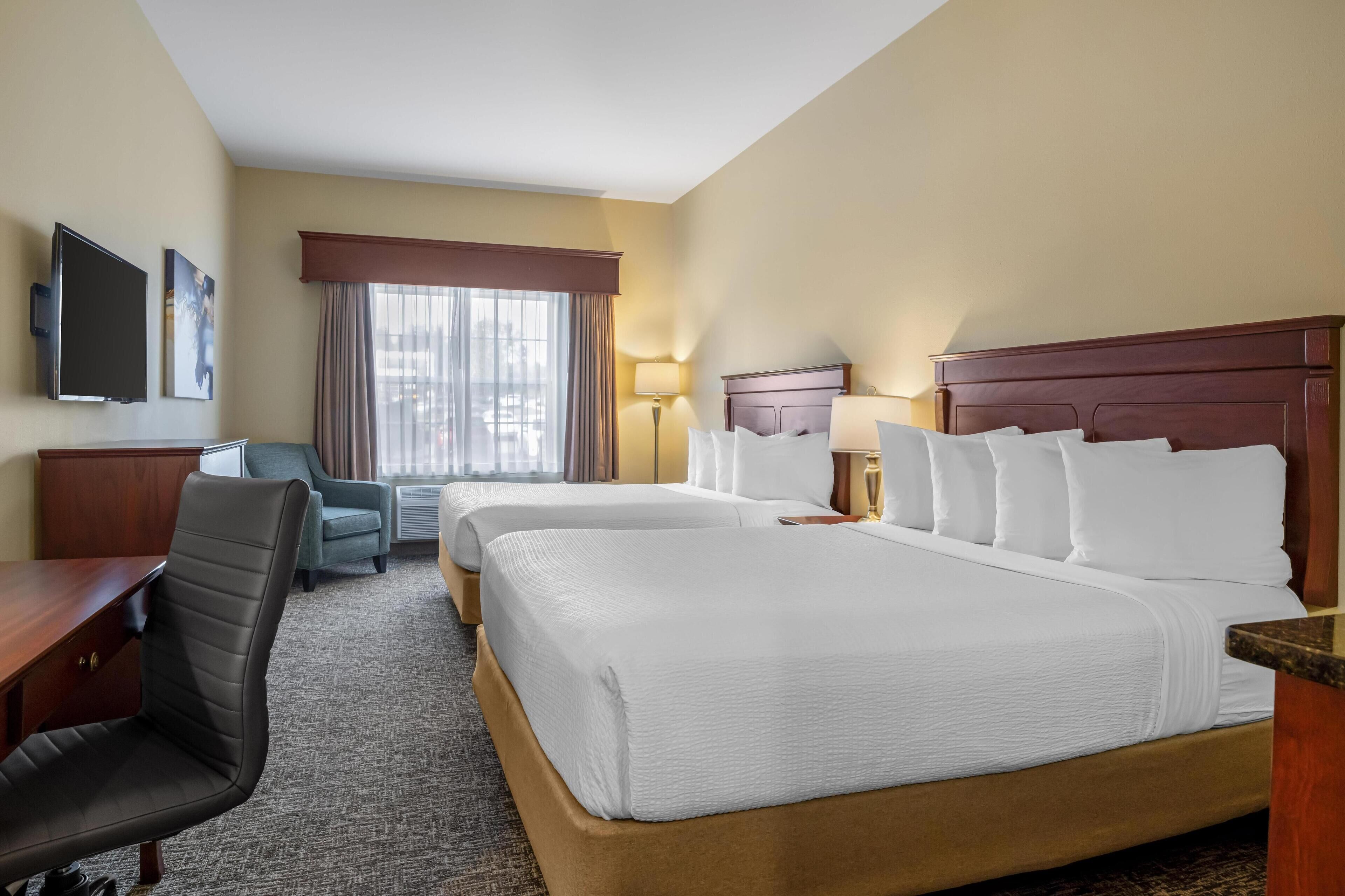 Hypo-allergenic bedding, down duvets, pillow-top beds