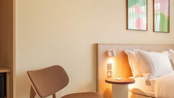Large Studio with Kitchenette | Premium bedding, memory-foam beds, minibar, in-room safe