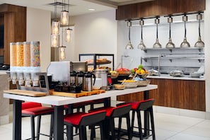 Petit déjeuner préparé sur commande servi tous les jours en supplément