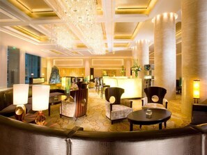 5 restaurants; breakfast, lunch, and dinner served - Radisson Blu Hotel Shanghai Hong Quan (Shanghai)