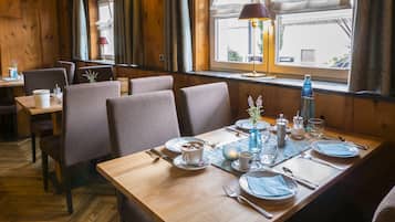 Daily buffet breakfast (EUR 15 per person)