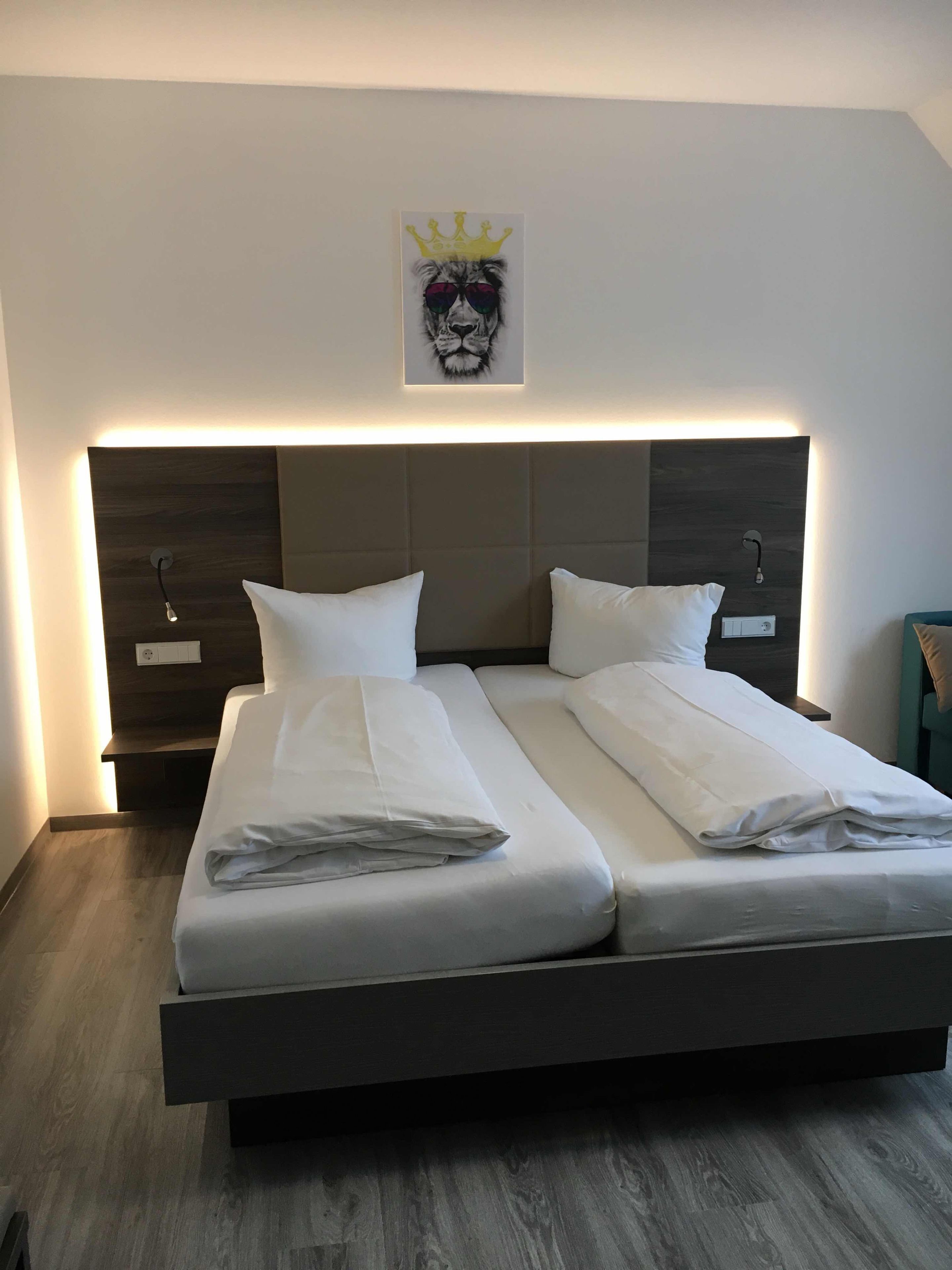 deluxe double room | room amenity
