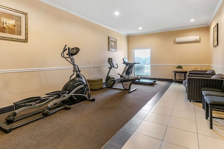 Sala de fitness. Econo Lodge Eutaw I-20
