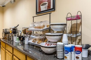 Free daily continental breakfast