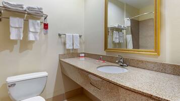 مستلزمات مجانية للعناية الشخصية، مجففات شعر، مناشف، صابون