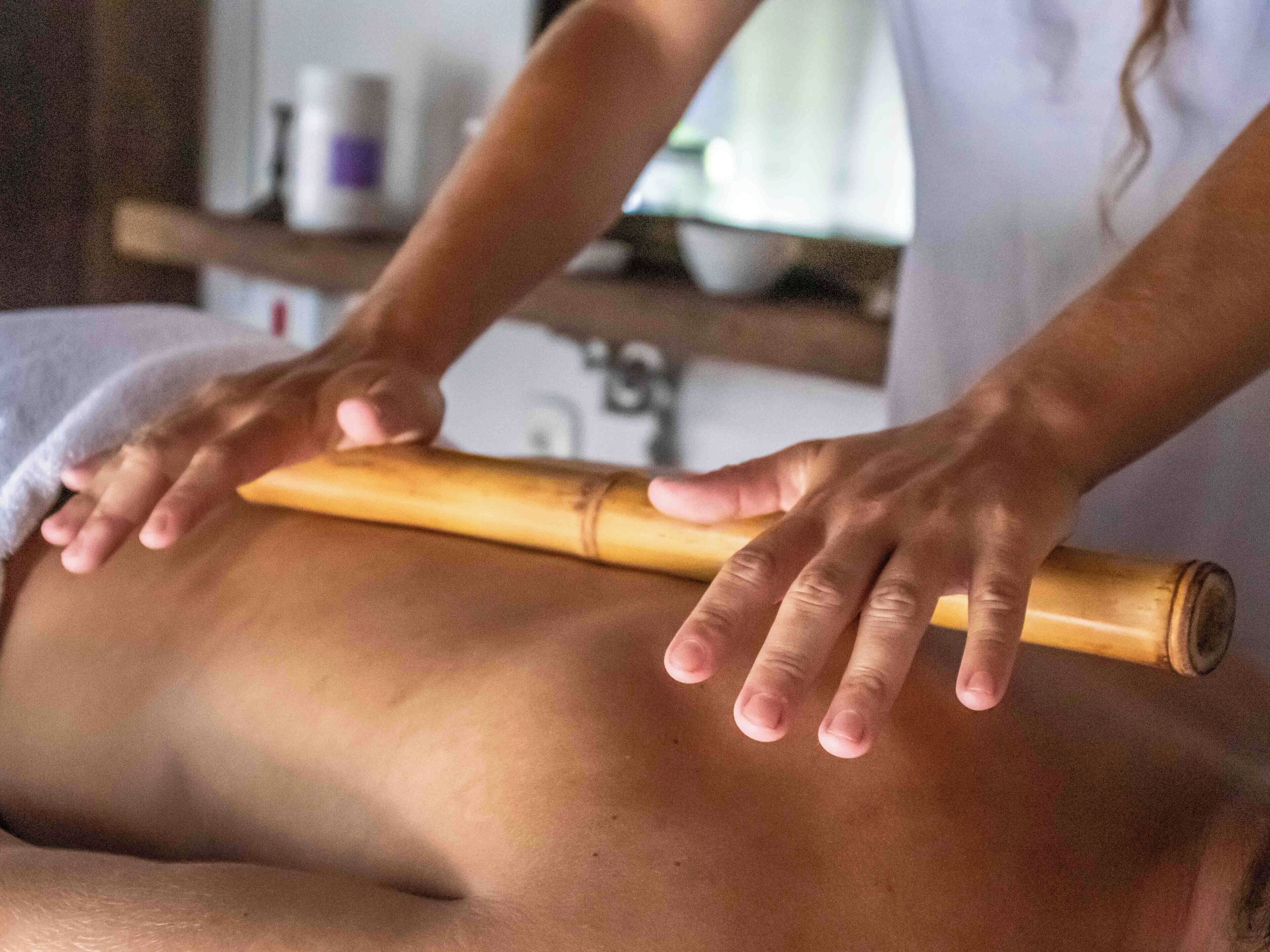 sauna, 2 treatment rooms, massages