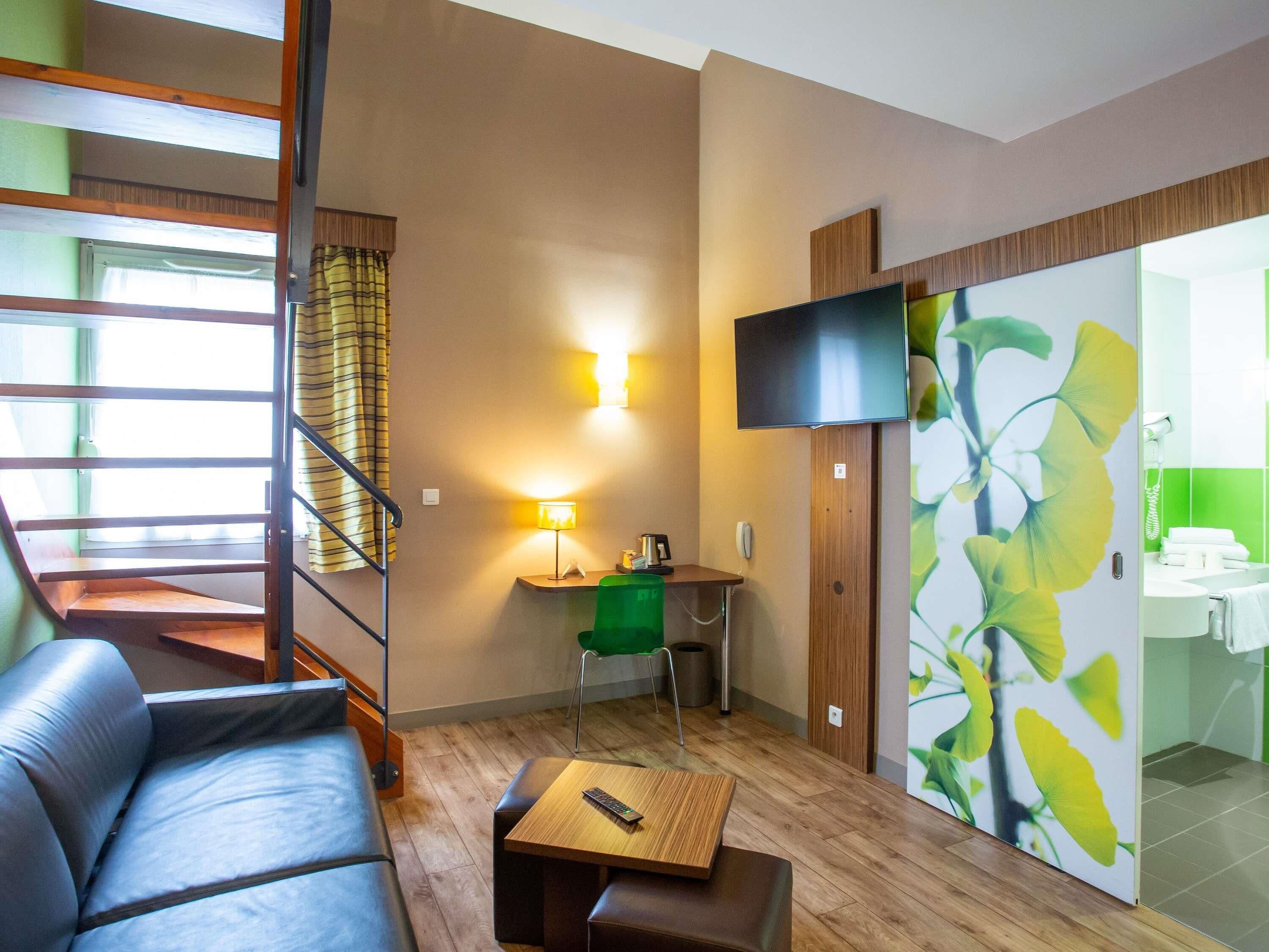 Double Room, 1 Double Bed with Sofa bed (Privilege) | Premium bedding, in-room safe, desk, soundproofing