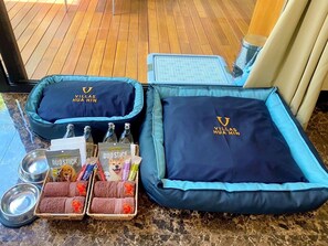 Pet-friendly amenities