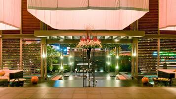 Check-in-/Check-out-Schalter