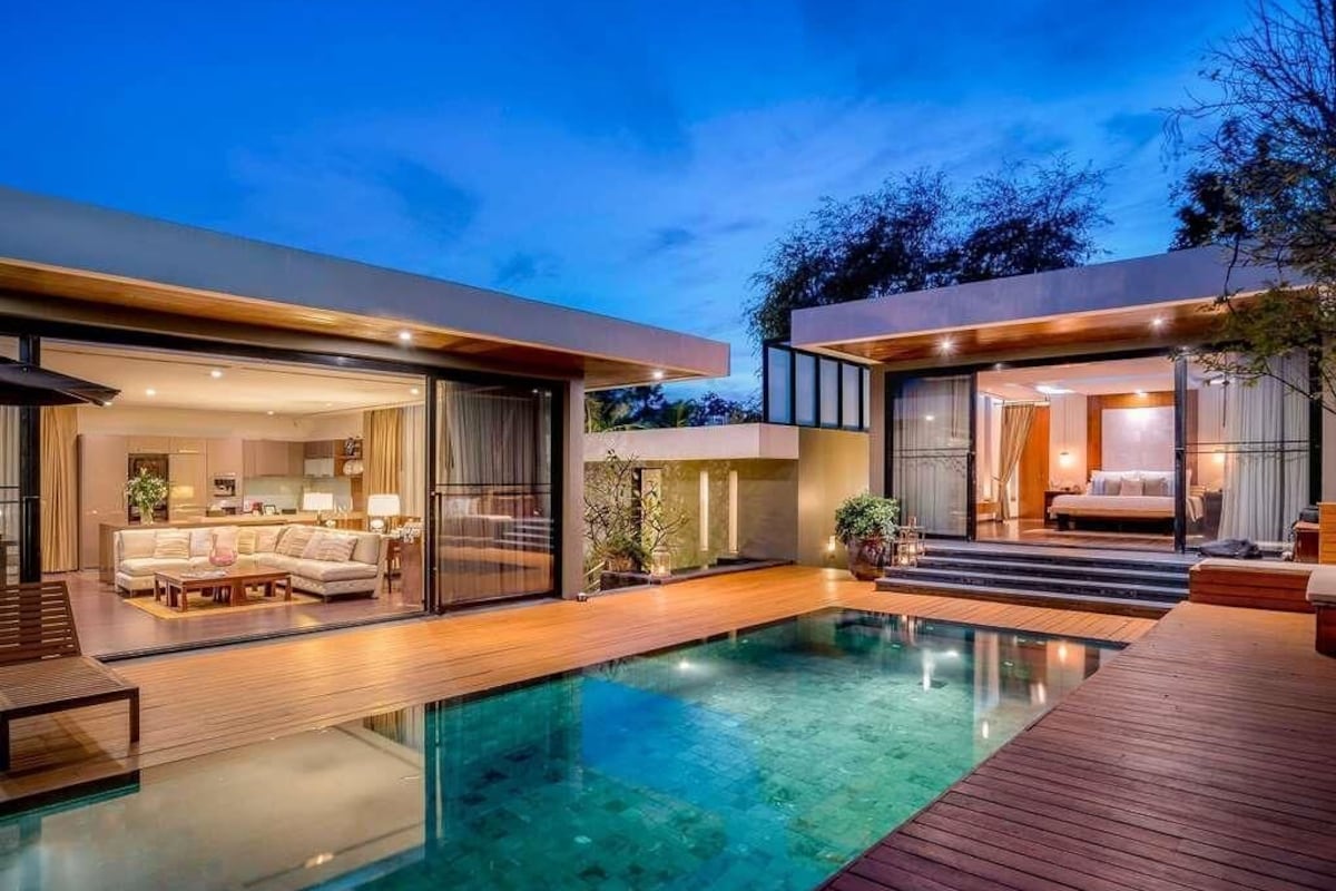 Presidential Villa, 3 Bedrooms | Premium bedding, minibar, in-room safe, desk