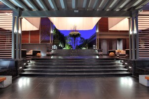 체크인/체크아웃 키오스크