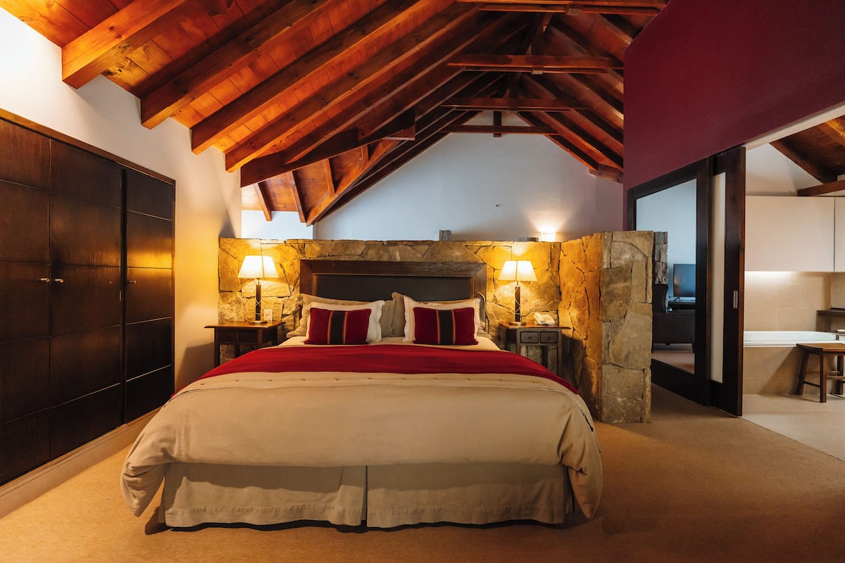 suite cuádruple | 1 bedroom, hypo-allergenic bedding, down duvets, memory-foam beds