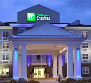 Exterior - Holiday Inn Express Stellarton by IHG (Stellarton)